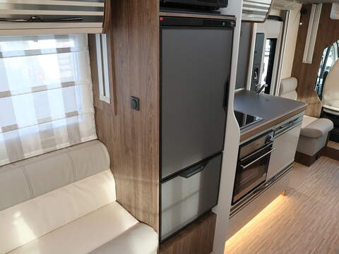 Rollerteam T-Line 700 Motorhome - N2266