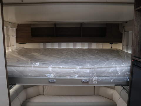 Rollerteam T-Line 700 Motorhome - N2266