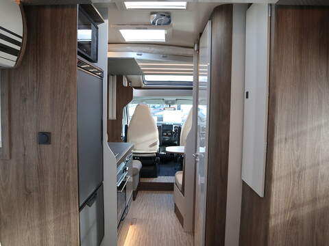 Rollerteam T-Line 700 Motorhome - N2266