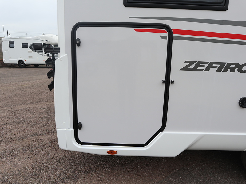 Rollerteam Zefiro 685 2026 Motorhome - Large 4