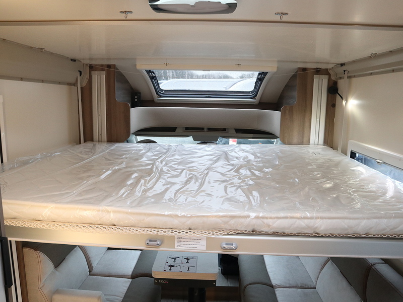 Rollerteam Kronos Compact 590 2026 Motorhome - Large 12