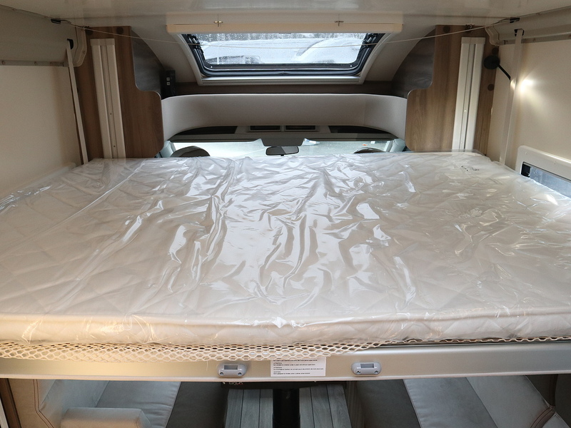 Rollerteam Kronos Compact 590 2026 Motorhome - Large 13