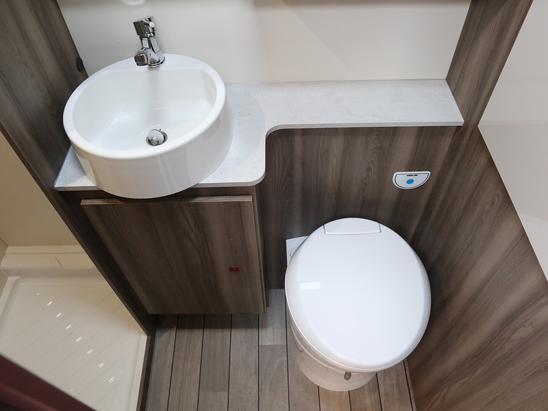 Rollerteam Kronos Compact 590 2026 Motorhome - Large 17