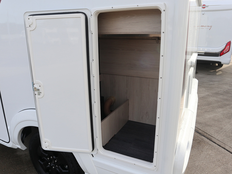 Autotrail F Line F60 2026 Motorhome - Large 5