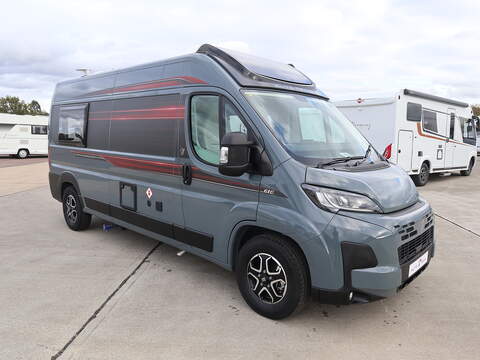 Autotrail V Line 610SE Campervan - N2277