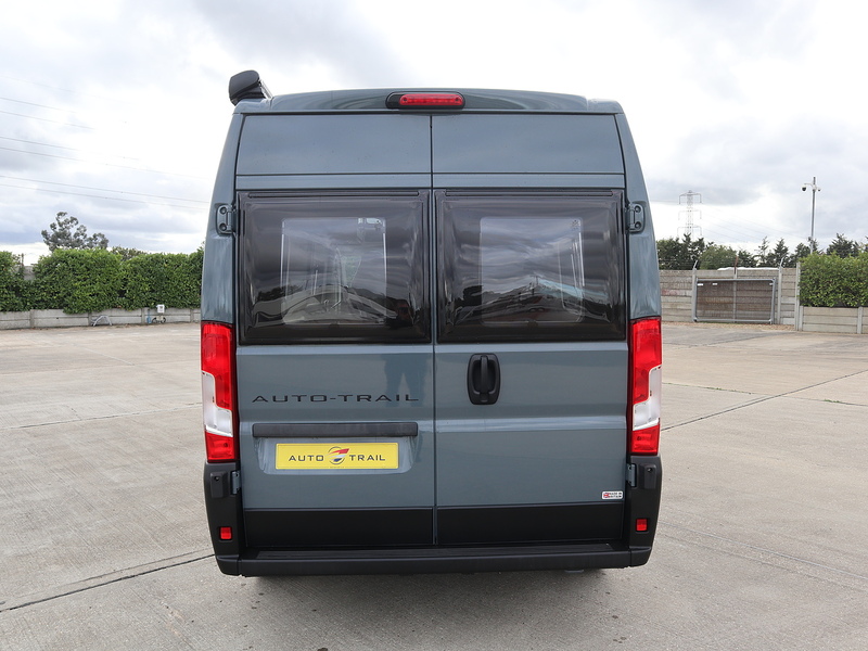 Autotrail V Line 610SE 2026 Campervan - Large 4