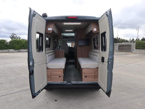 Autotrail V Line 610SE Campervan - N2277