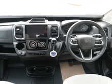 Autotrail V Line 610SE 2026 Campervan17