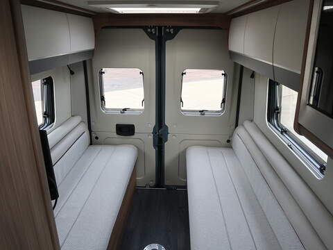 Autotrail V Line 610SE Campervan - N2277
