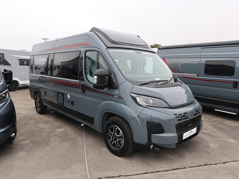 Autotrail V Line 610 Sport 2026 Campervan - Large 2