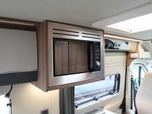 Autotrail V Line 610 Sport 2026 Campervan13