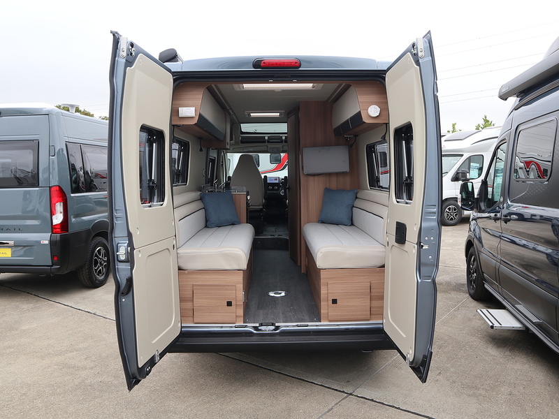 Autotrail V Line 635 SE 2026 Campervan - Large 4