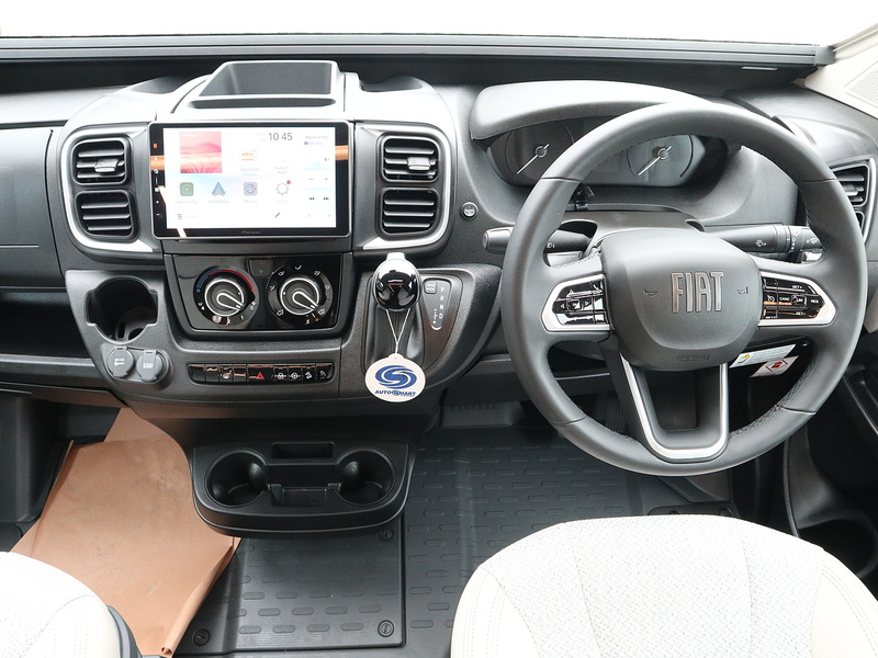 Autotrail V Line 635 SE 2026 Campervan - Large 18