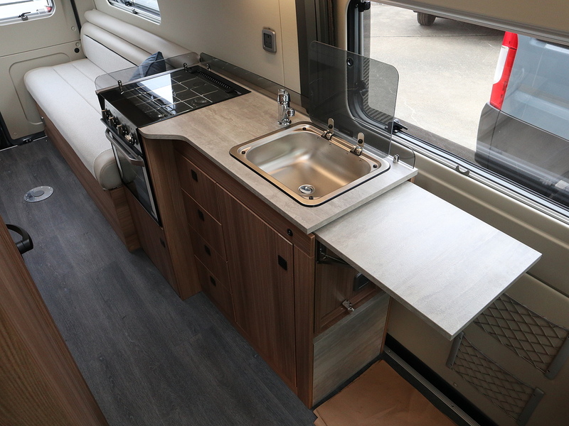 Autotrail V Line 635 SE 2026 Campervan - Large 20