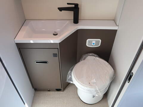 Burstner B66 IT 644 G Motorhome - N2318