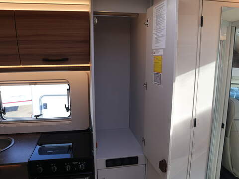 Burstner B66 IT 644 G Motorhome - N2318