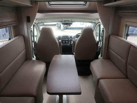 Burstner B66 IT 684 G Motorhome - N2323