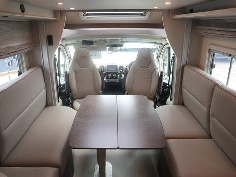 Burstner B66 IT 684 G Motorhome - N2323