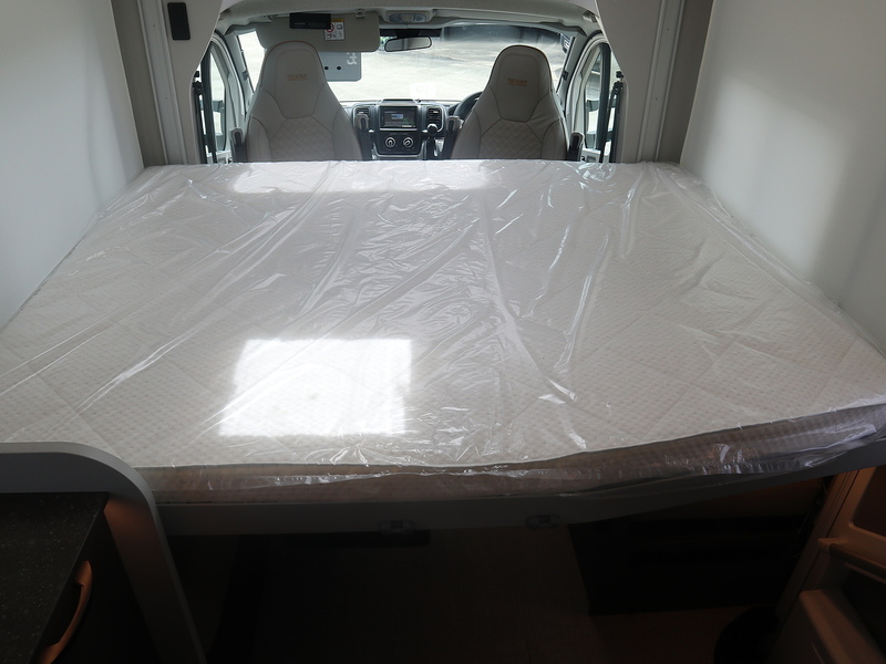 Burstner B66 IT 684 G Motorhome - N2323