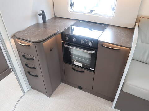 Burstner B66 IT 684 G Motorhome - N2323