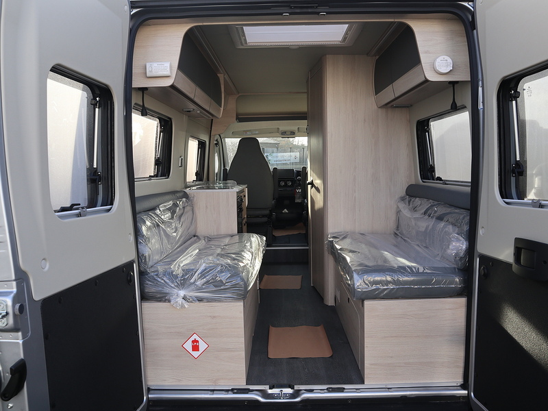 Autotrail Expedition 54 2026 Campervan - Large 10