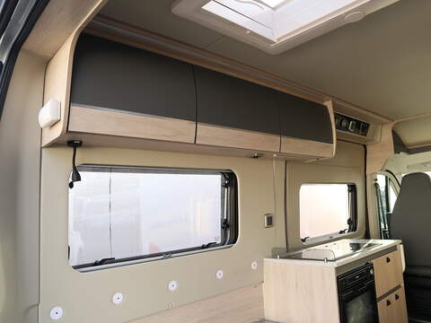 Autotrail Expedition 54 Campervan - N2337