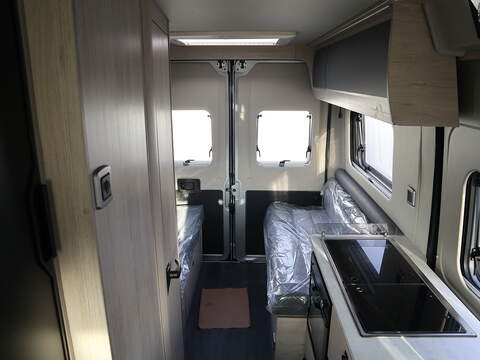 Autotrail Expedition 54 Campervan - N2337