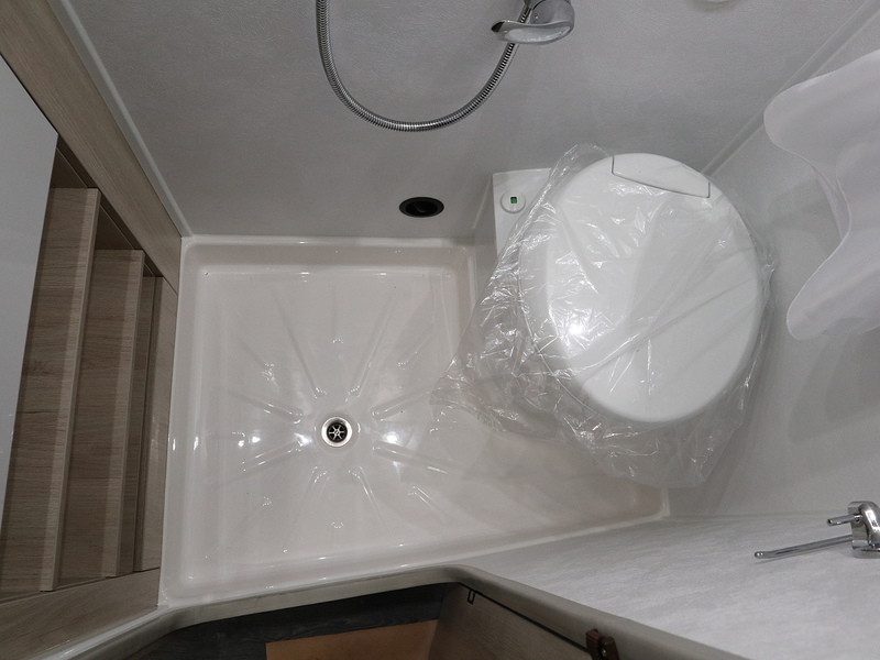 Autotrail Expedition 67 2026 Campervan - Large 18