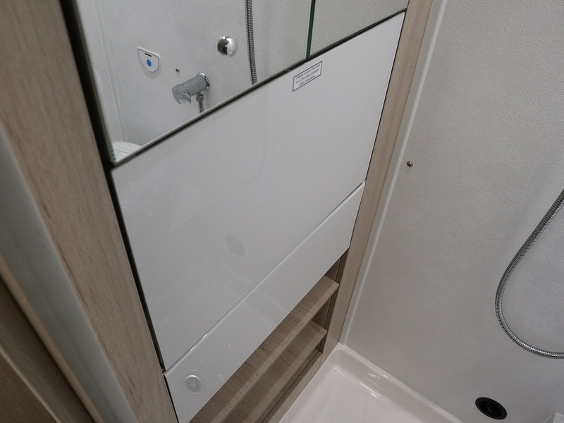 Autotrail Expedition 67 2026 Campervan - Large 19