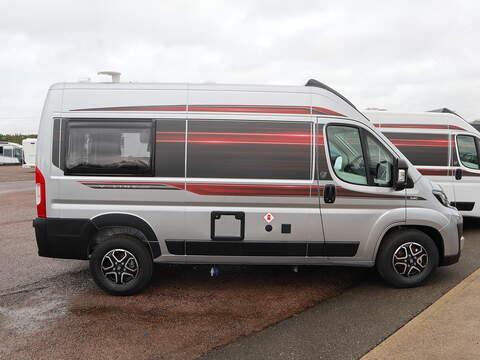 Autotrail V Line 540 Campervan - N2343