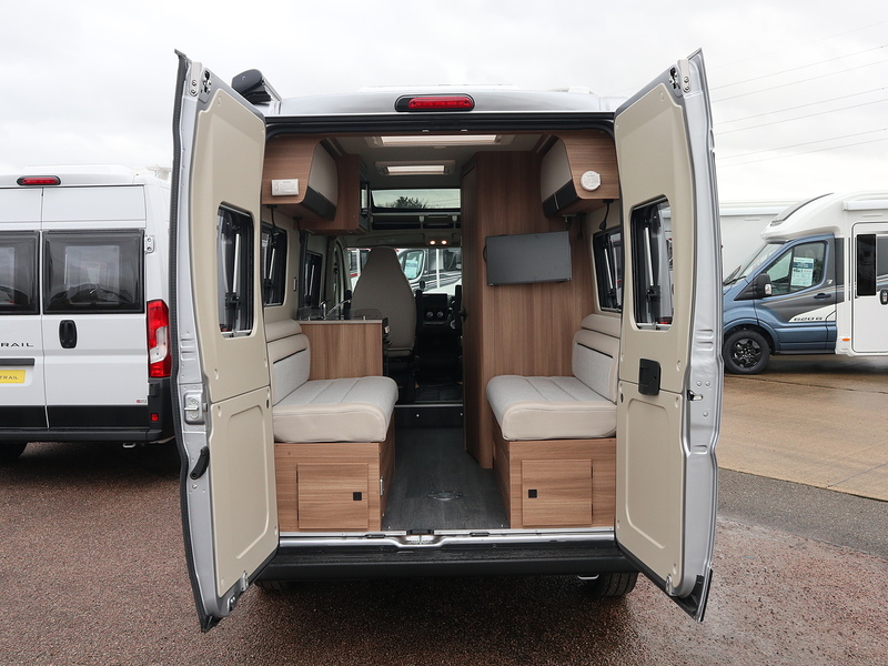 Autotrail V Line 540 2026 Campervan - Large 6