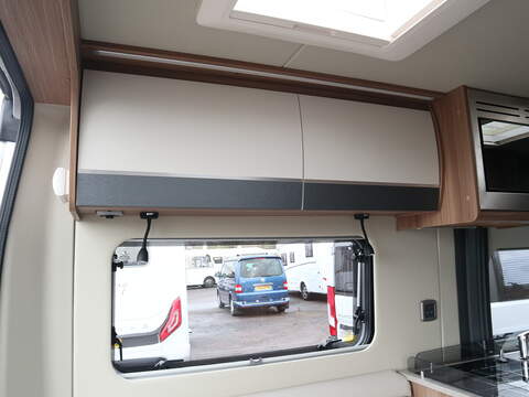 Autotrail V Line 540 Campervan - N2343