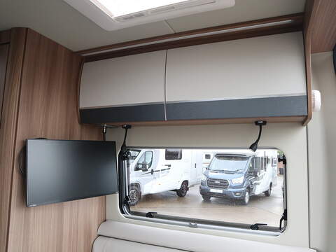 Autotrail V Line 540 Campervan - N2343