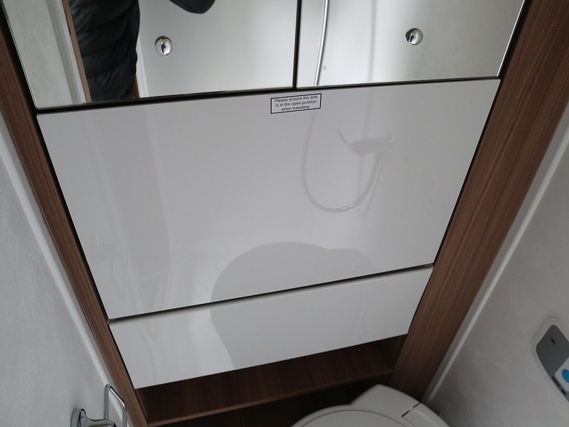 Autotrail V Line 540 2026 Campervan - Large 21