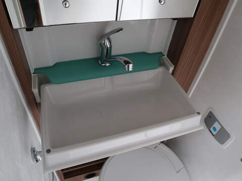 Autotrail V Line 540 Campervan - N2343