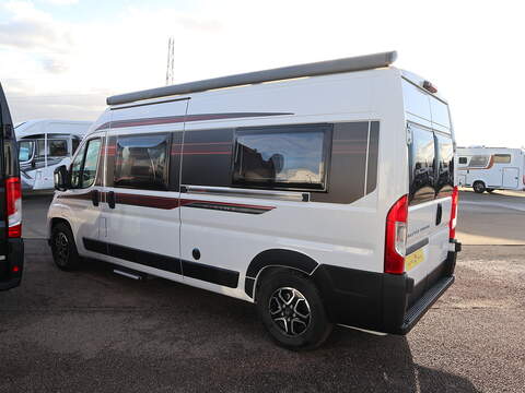 Autotrail V Line 610 SE Campervan - N2344