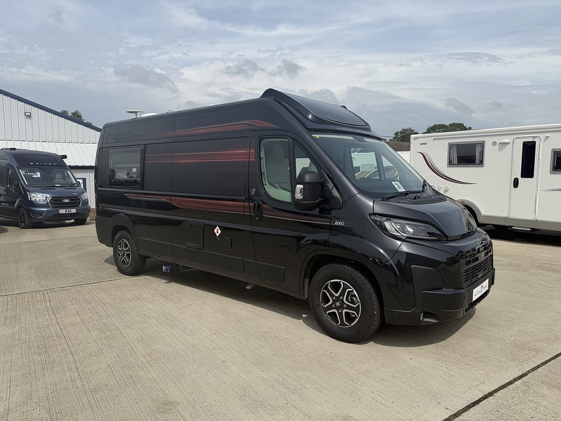 Autotrail V Line 610 SE 2026 Campervan - Large 2