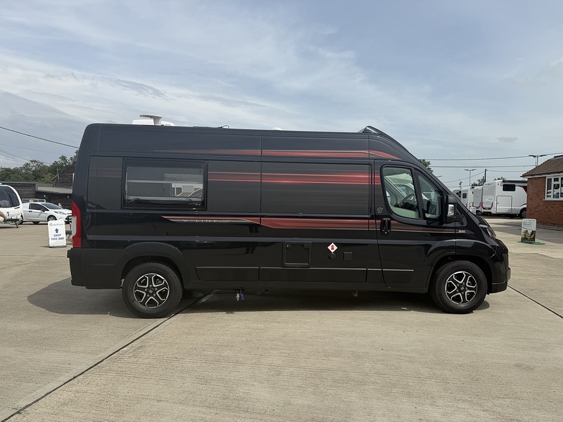 Autotrail V Line 610 SE 2026 Campervan - Large 3