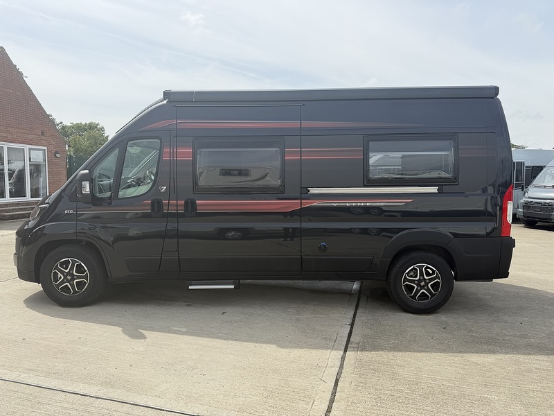 Autotrail V Line 610 SE 2026 Campervan - Large 7