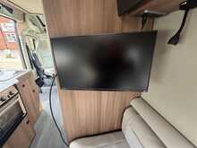 Autotrail V Line 610 SE 2026 Campervan15