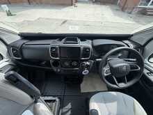 Autotrail V Line 610 SE 2026 Campervan31