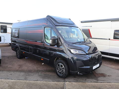 Autotrail V Line 635 SE Campervan - N2347