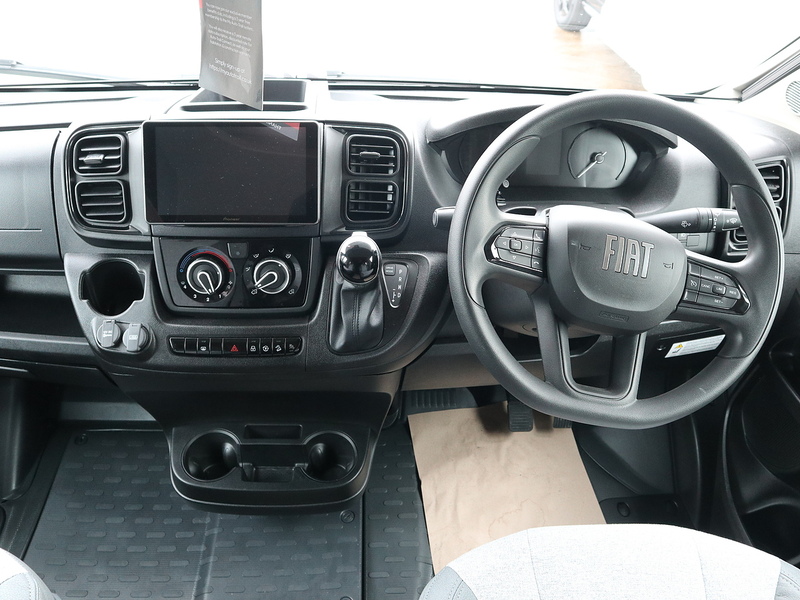 Autotrail Expedition C71 GB 2026 Motorhome - Large 6