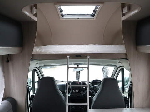 Autotrail Expedition C71 GB Motorhome - N2348