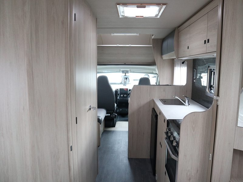 Autotrail Expedition C71 GB 2026 Motorhome - Large 16