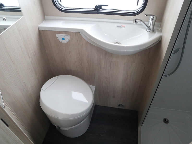 Autotrail Expedition C71 GB 2026 Motorhome - Large 17