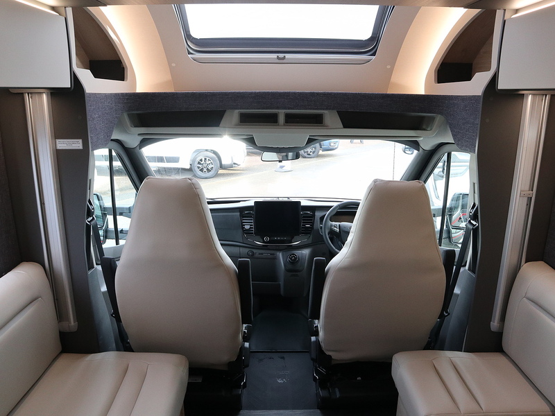 Autotrail F70 2026 Motorhome - Large 7