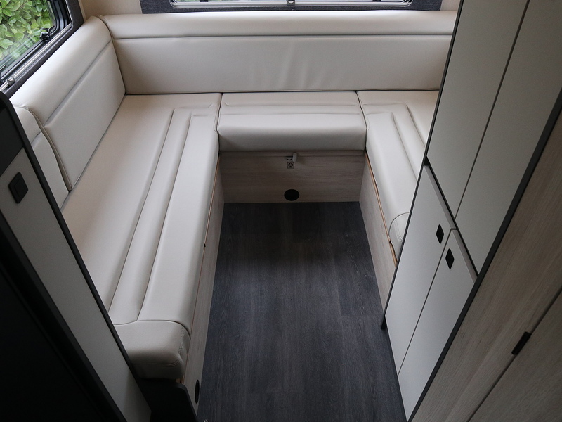 Autotrail F72 2026 Motorhome - Large 16