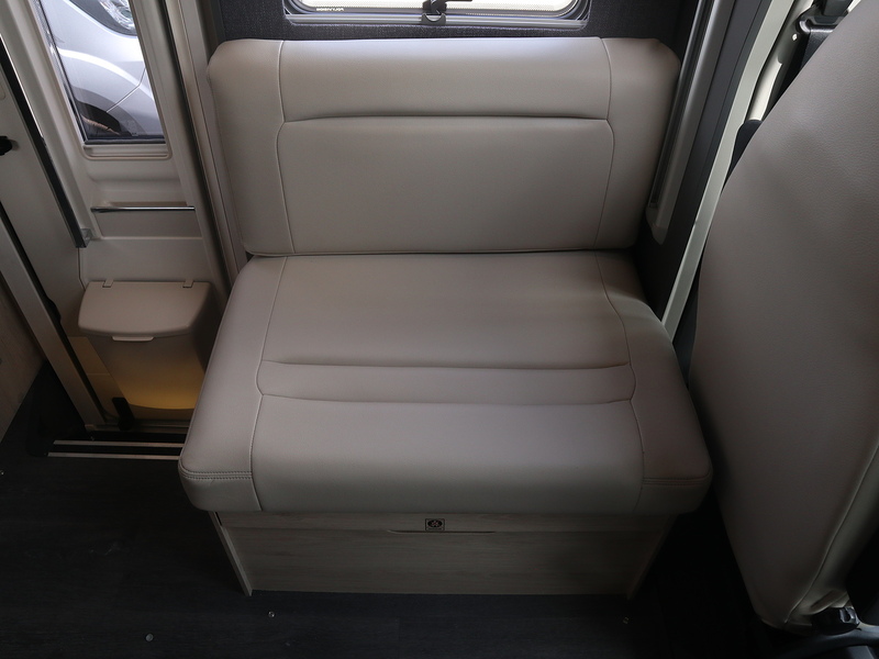 Autotrail F74 2026 Motorhome - Large 11