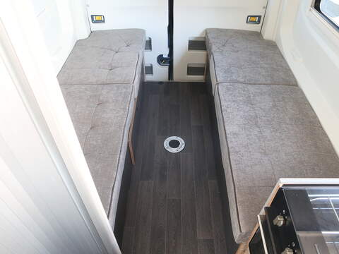 Bailey Endeavour B62 Campervan - N2377